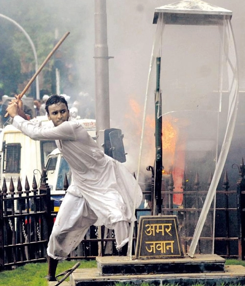 Rohingya Refugee Crisis: A Timeline of Conflicts and Challenges in Myanmar and India